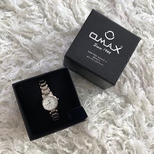 Omax watch brand new!!!